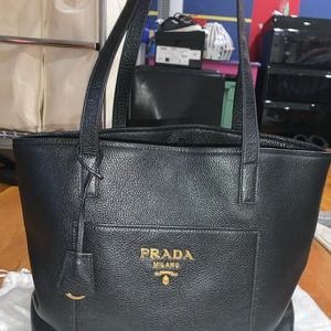 BLACK Prada handbag